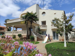 Villa Papa Luna especial familias numerosas
